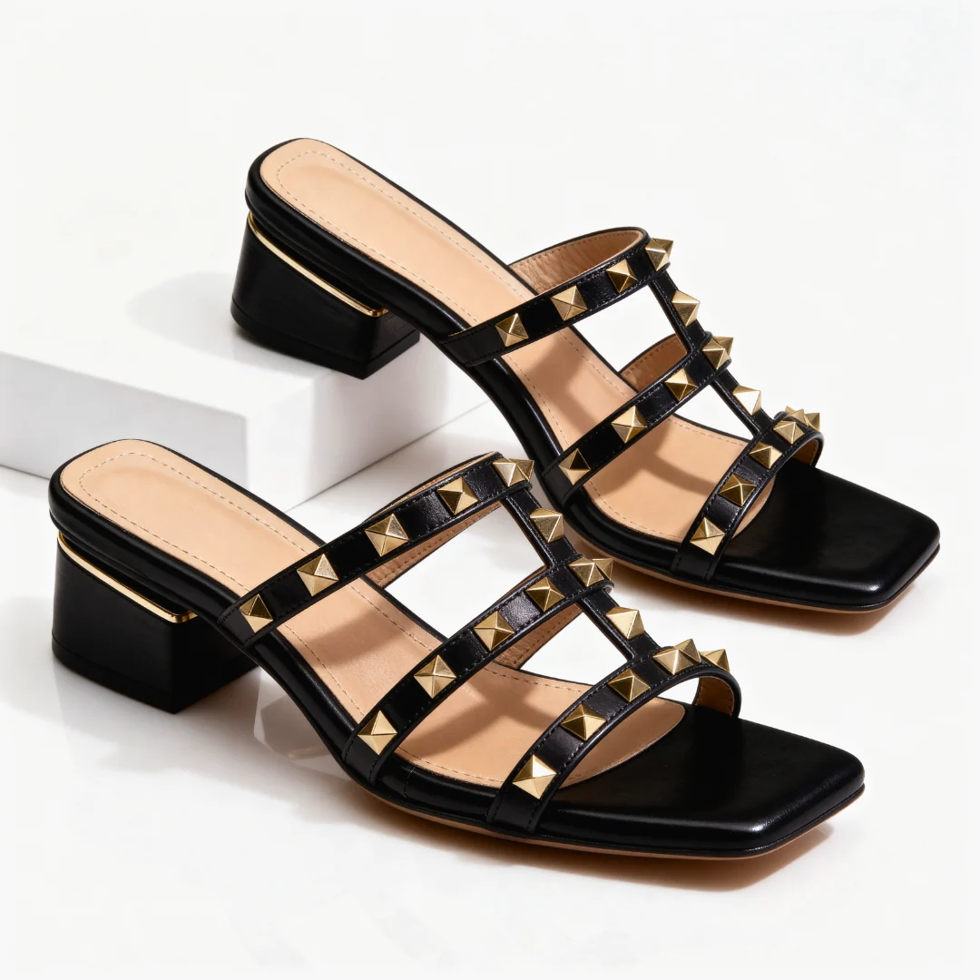 Odette | Sandália com Tachas - Image 5