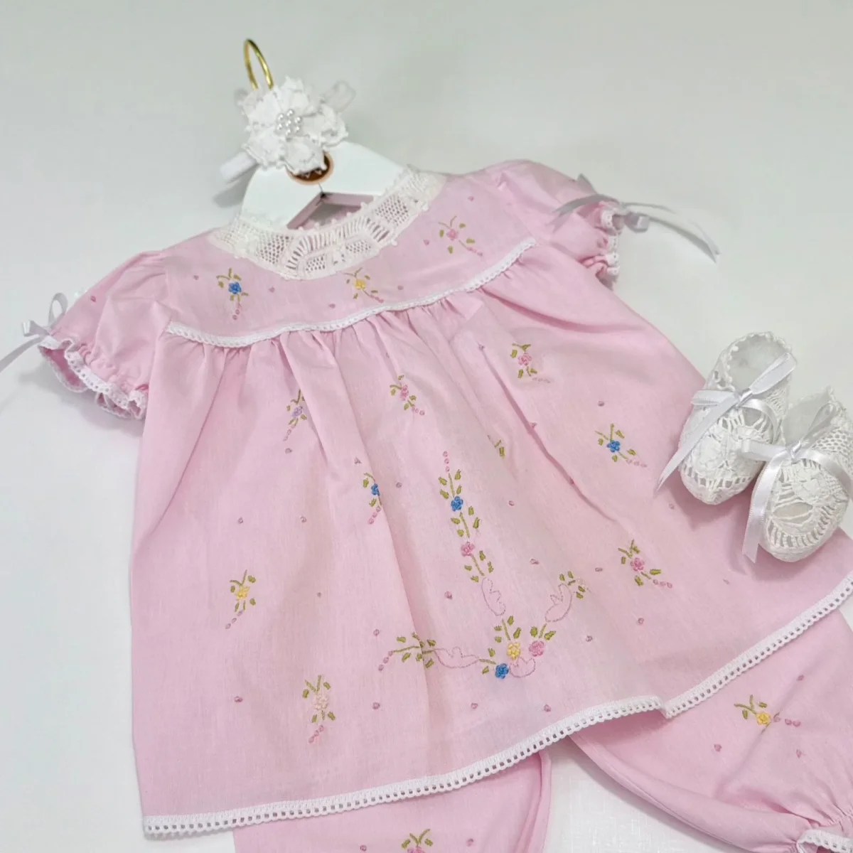 Conjunto Pagão Rosa Bordado Floral Manual - Image 3