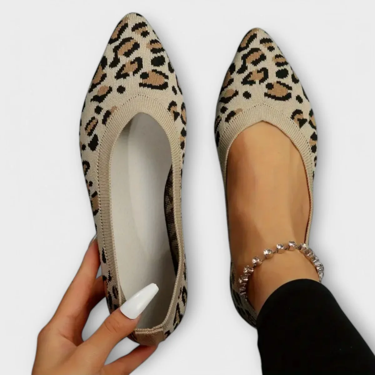 Paula | Sabrinas de Renda com Estampado de Leopardo - Image 2