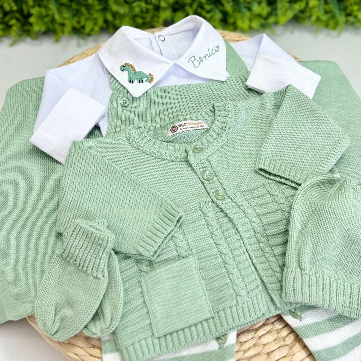 Saída Maternidade Breno Verde Listrada – Body Personalizado - Image 3