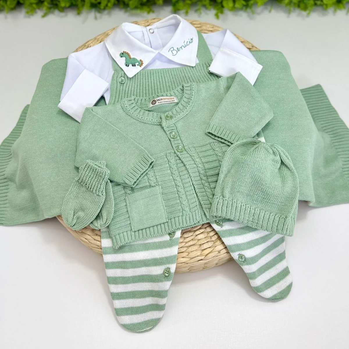 Saída Maternidade Breno Verde Listrada – Body Personalizado
