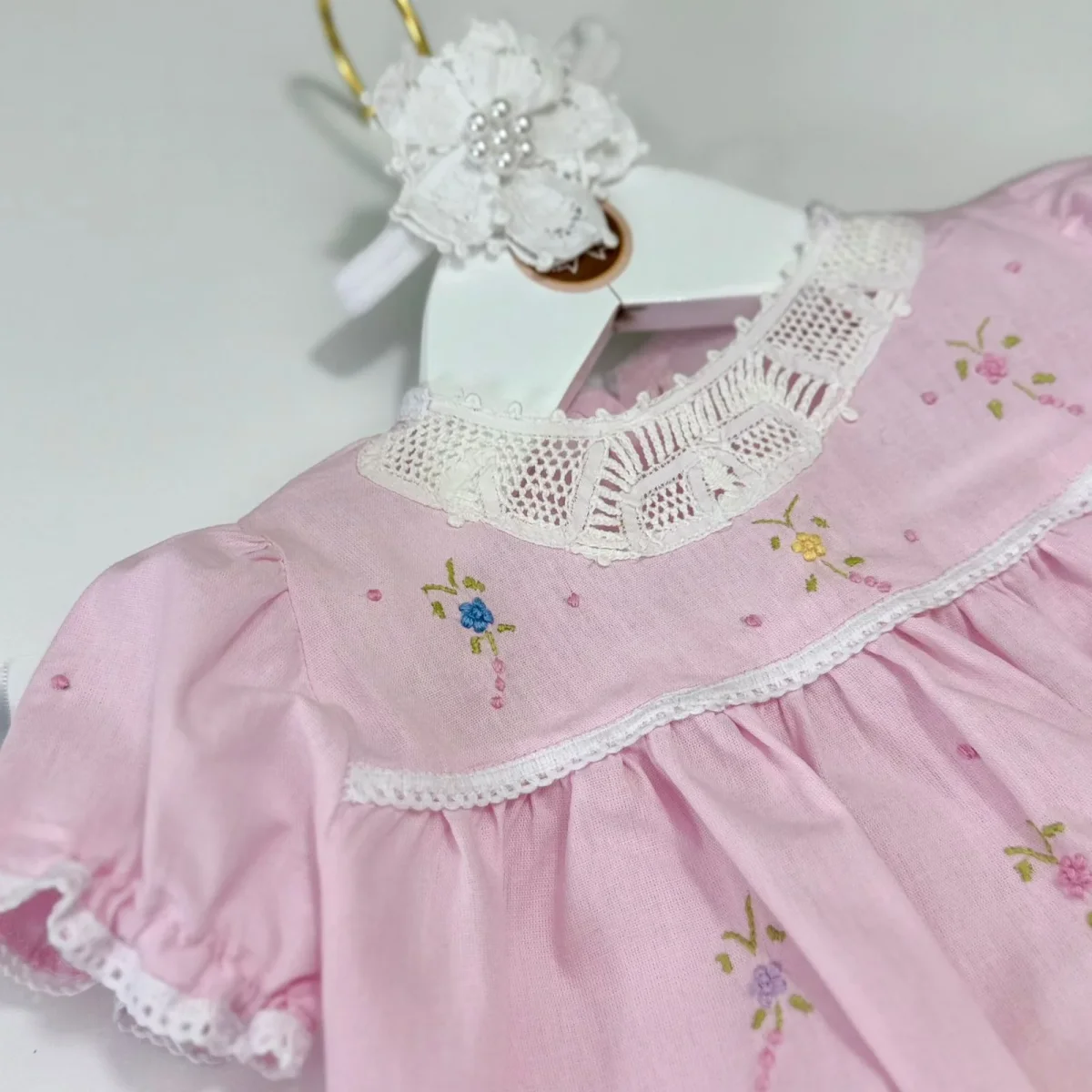 Conjunto Pagão Rosa Bordado Floral Manual - Image 4